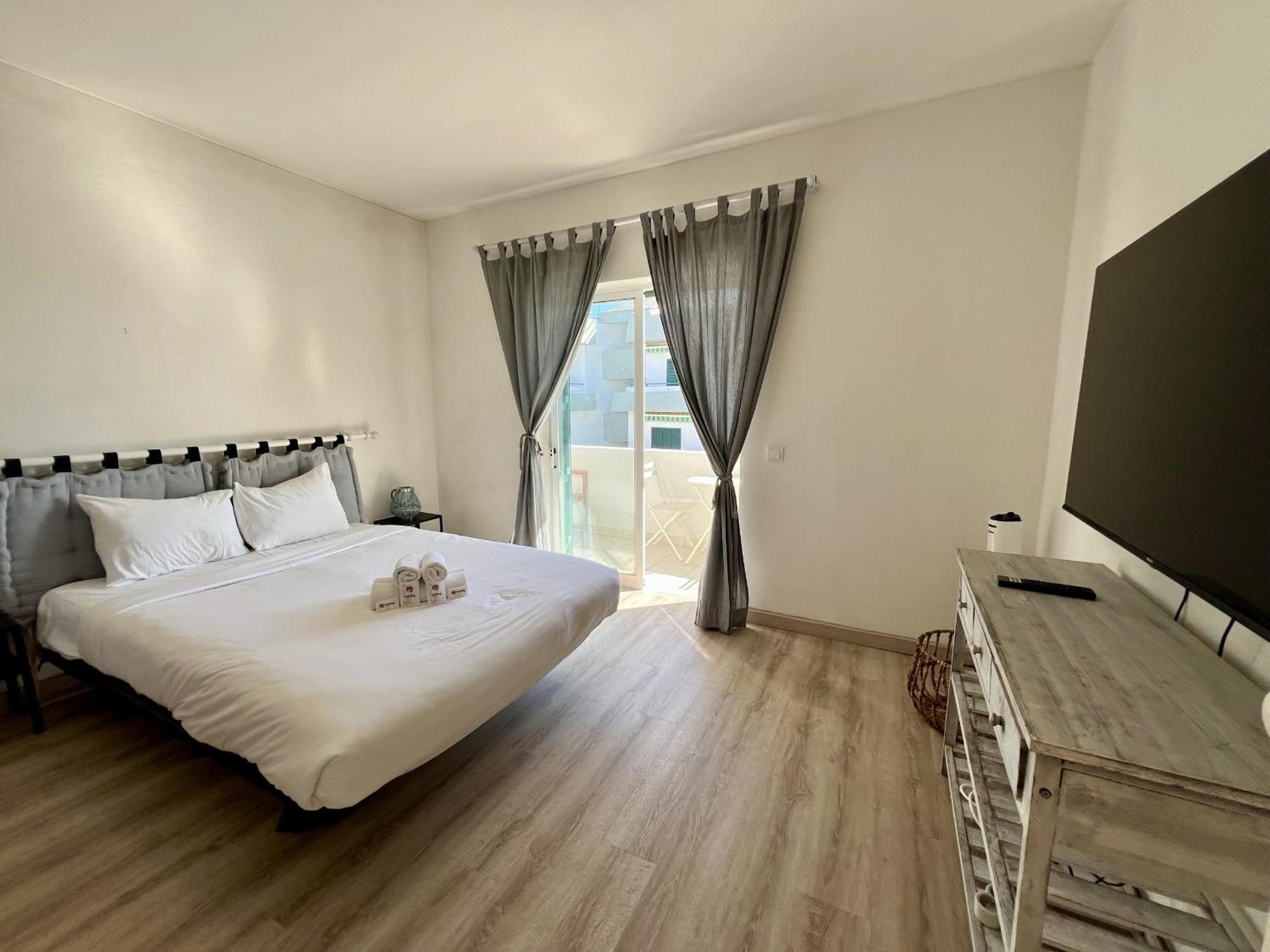 Apartmán Albufeira Delight With Pool By Homing Guia  Exteriér fotografie